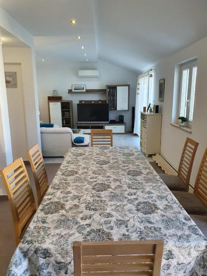 Apartman Baric Sevid Exterior photo